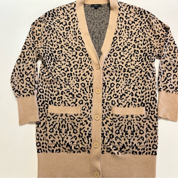 J.CREW Merino Wool V-neck cardigan sweater in leopard | Size S | Retail $158 - Picture 3 of 11